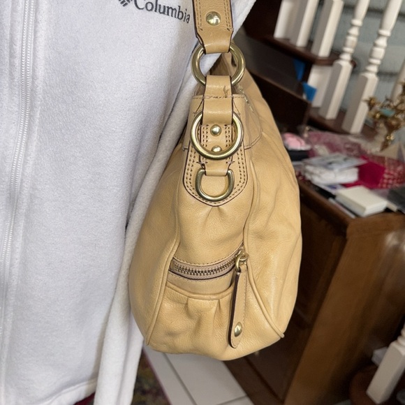 Coach  Madison convertible, shoulder bag  leather  tan  pleated goldtone HW  EUC - Picture 8 of 17